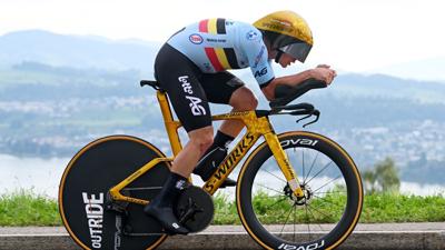 ZURICH, SWITZERLAND - SEPTEMBER 22: Remco Evenepoel of Team Belgium sprints during the 97th UCI Cycling World Championships Zurich 2024 – Men's Elite Individual Time Trial a 46.1km one day race from Gossau to Zürich on September 22, 2024 in Zurich, Swit...